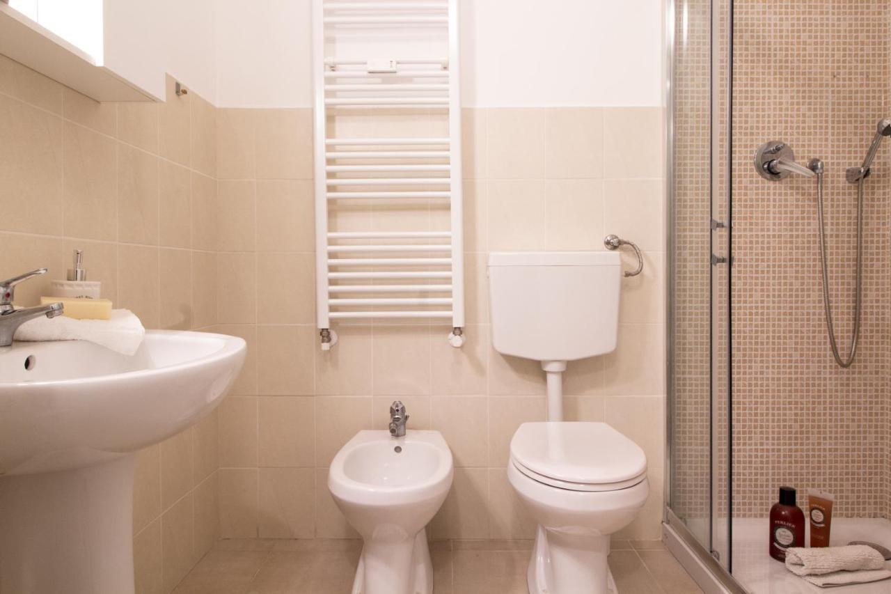 Hotel A Casa Mia à Saronno Extérieur photo